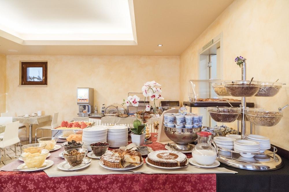 Hotel Ahg Donna Silvia Wellness Manerba del Garda