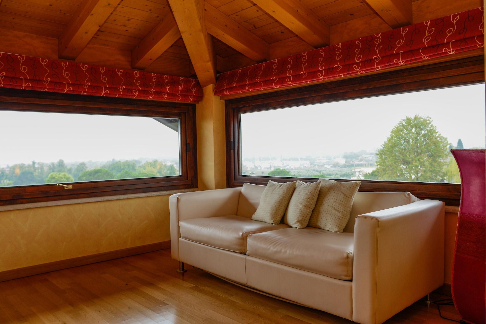 Hotel Ahg Donna Silvia Wellness 4*