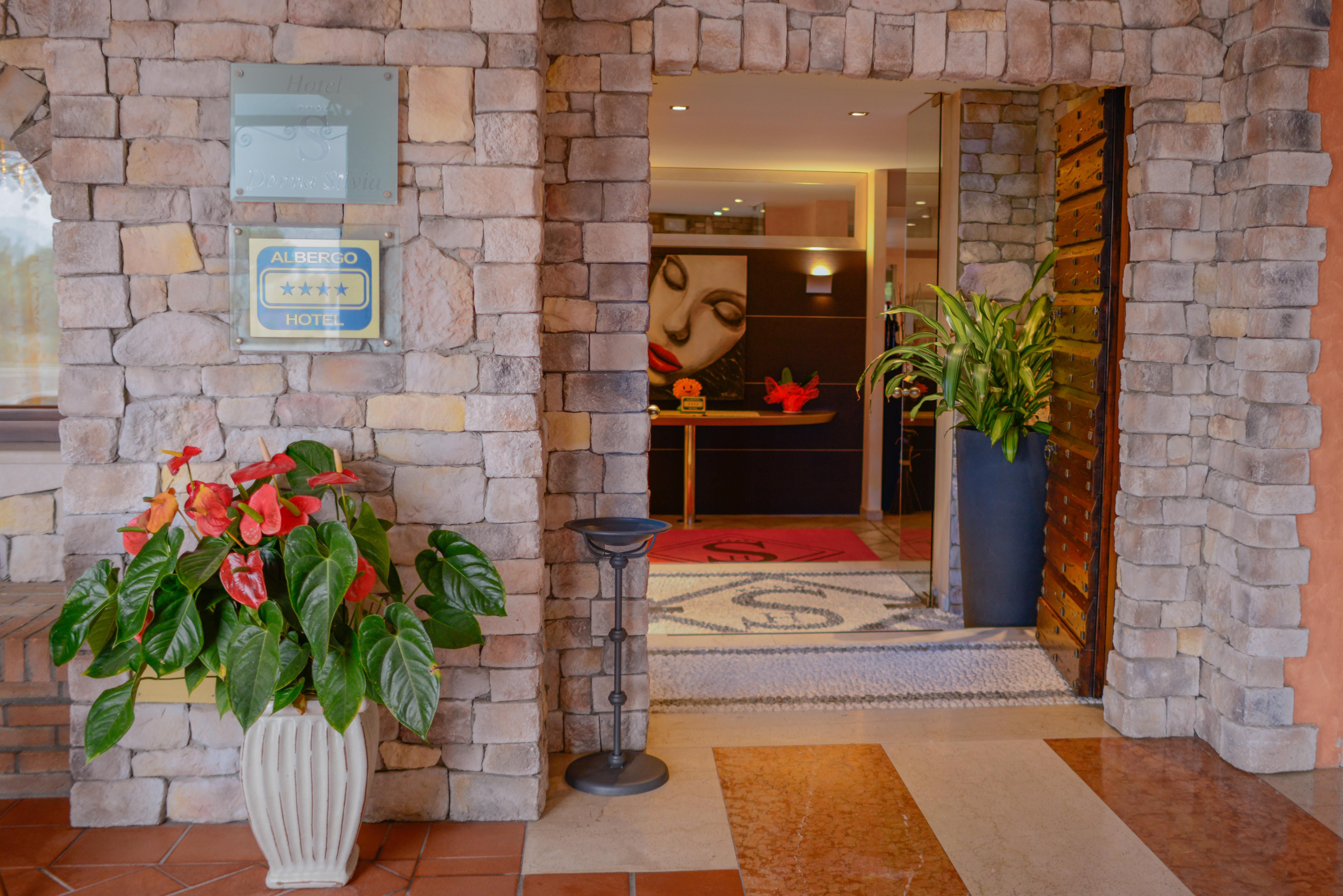 Ahg Donna Silvia Wellness Manerba del Garda